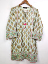 Buy online pre-used pre-loved 100% authentic & Original branded Bonanza Satrangi (WBK-969) available in Pakistan. Top international brands avilable.